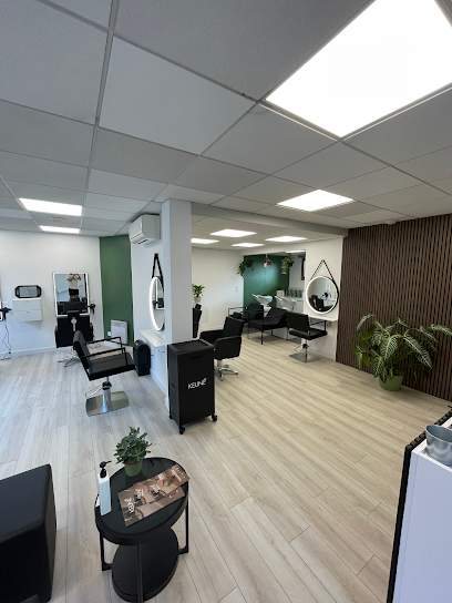 Salon Le Labo - Expert Des Cheveux Courts - Coiffeur À Muzillac Coiffeur à Muzillac
