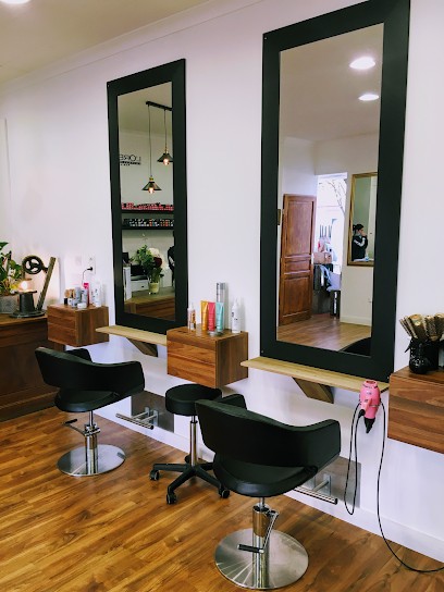 Salon de Roxanne, Salon de Coiffure à Die