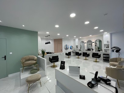 Blush Concept, Salon de Coiffure à Marseille 06