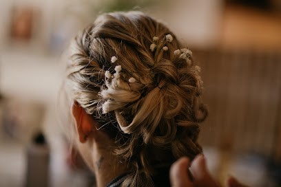 Du Noir au Platine, Coiffeur à Domicile à Bastia