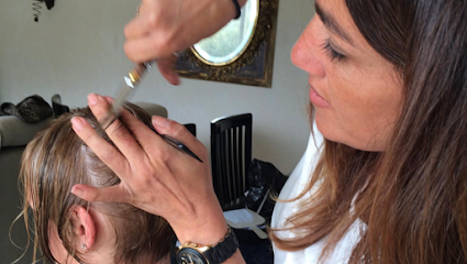 Delphine06 Coiffure À Domicile Coiffeur à Saint-Laurent-du-Var