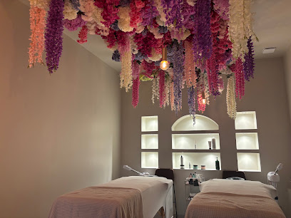 Hair Spa Lyon / Head Spa Duo Lissage Et Soins Coiffeur à Lyon 02