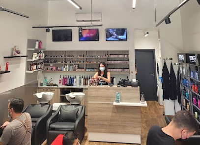 Miksans Coiffure, Salon de Coiffure à Bonifacio