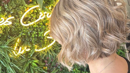 Les Coiffeurs Du Sud Coiffeur à Martigues