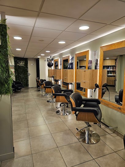 O Ciseaux Des Arcades, Salon de Coiffure à Sainte-Adresse