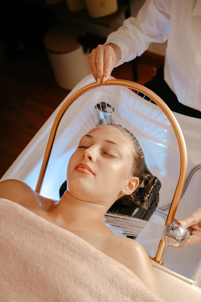 Om Mani Hair Spa Coiffeur à Brest