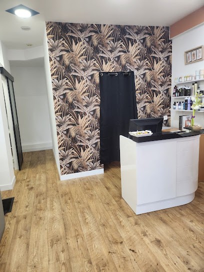 L'atelier De Marine, Salon de Coiffure à Vandoeuvre-lès-Nancy