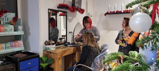 Ô Salon Coiffure Et Esthétique, Salon de Coiffure à Rions