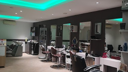 L'Atelier des Coiffeurs, Salon de Coiffure à Murat-sur-Vèbre