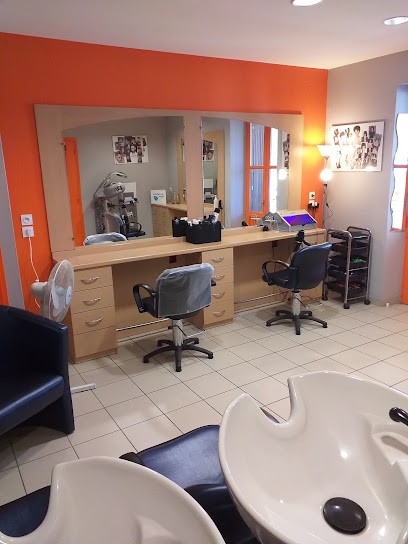 L'Coiff, Salon de Coiffure à Roybon