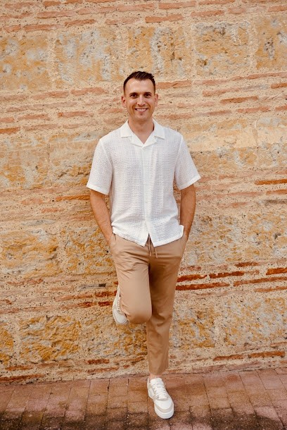 Arthur Janssens Coiffure à domicile., Coiffeur à Domicile à La Balme-de-Sillingy