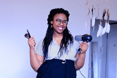 Mademoiselle Sunshine, Coiffeur à Domicile à Tremblay-en-France