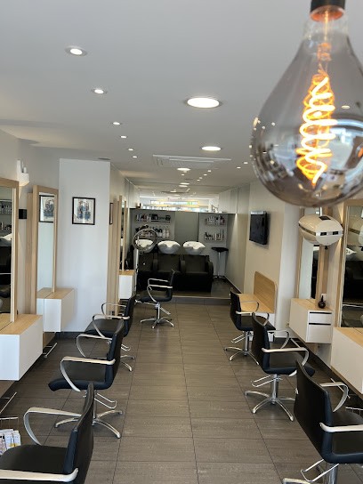 Coiffure Déclic, Salon de Coiffure à Saint-Sébastien-sur-Loire