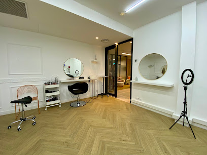 Ana Hairshop Coiffeur à Nice