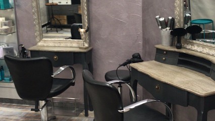Atelier Des Coiffeurs N° 97, Salon de Coiffure à Thonon-les-Bains