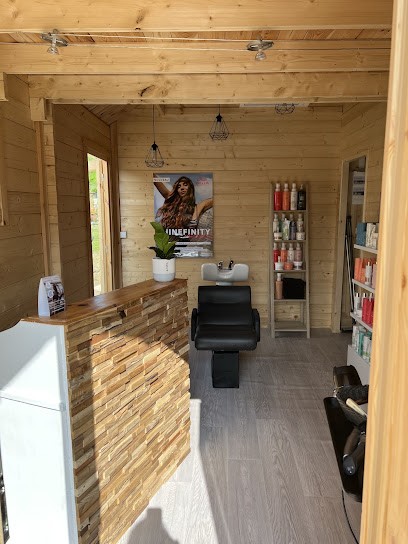 Le Chalet de la coiffure, Salon de Coiffure à Ligny-le-Ribault