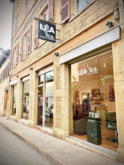 Lea And Co, Salon de Coiffure à L'Arbresle