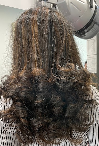 L'Essentiel Coiffure, Salon de Coiffure à Meulan-en-Yvelines