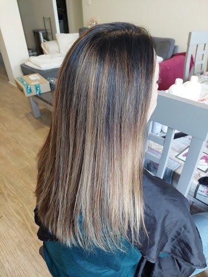 Un Hair De Mélodie, Coiffeur à Domicile à Valleroy-aux-Saules