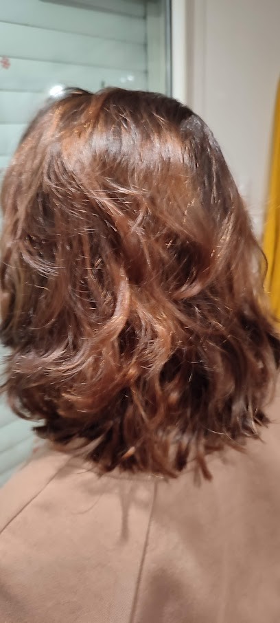 isa.coiffure, Coiffeur à Domicile à Roullet-Saint-Estèphe