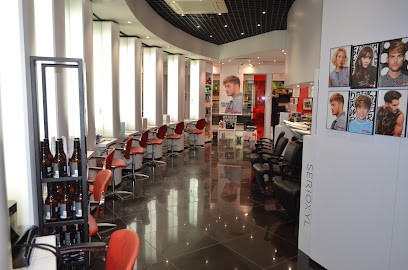 Salon Shampoo Nogent (CC Auchan), Salon de Coiffure à Nogent-sur-Oise