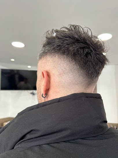 Barber Shop Salon Trifone, Salon de Coiffure à Vallauris