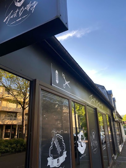 Just Barber Shop, Salon de Coiffure à Port-Jérôme-sur-Seine