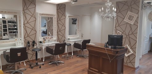 Atelier De Nolwenn - Coiffeur Artisan Créateur, Salon de Coiffure à Saint-Nazaire