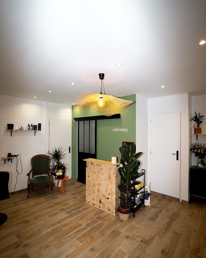 Capeau Coiffure, Salon de Coiffure à Salon-de-Provence