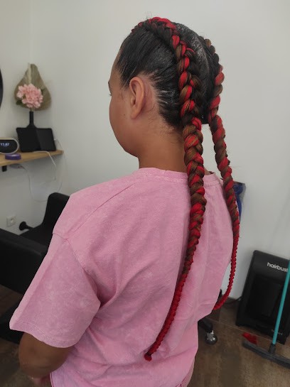 De la Racine à la Pointe de stephane guy, Salon de Coiffure à Blausasc