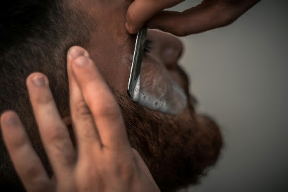 Cyho Coiffeur à Paris 08