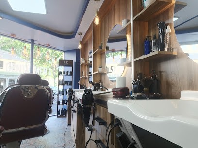 Gentlemen's Hair Artist, Salon de Coiffure à Versailles