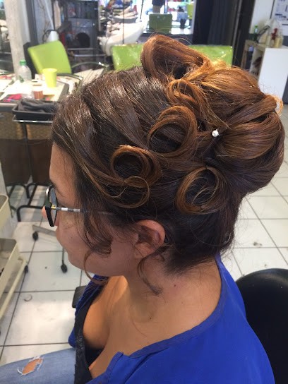 AT'MOSPH'R, Salon de Coiffure à Chassieu