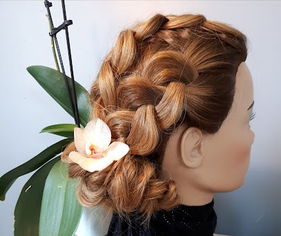 Aurélie Conseillère Beauté, Coiffeur à Domicile à Saint-Joachim