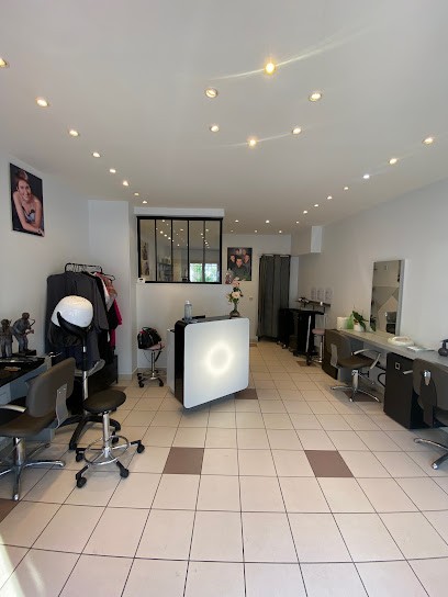 Sophie Coiff' Concept, Salon de Coiffure à Saint-Cyr-l'École