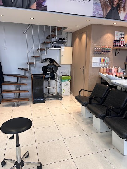 JEAN VALLON, Salon de Coiffure à Cazouls-lès-Béziers