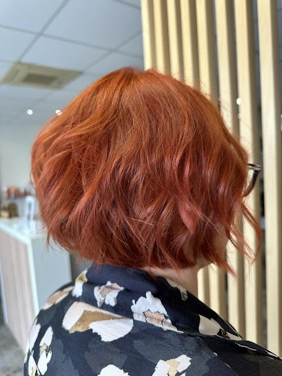 LM Studio, Salon de Coiffure à Diémoz