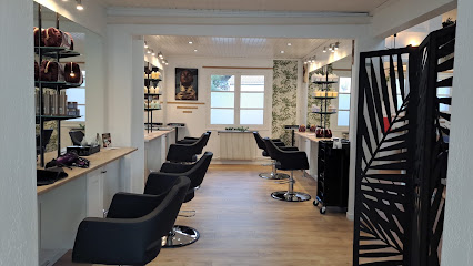 Maison De Coiffure Carrila Valras-Plage Coiffeur à Valras-Plage