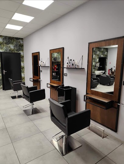 L'Atelier De Laure, Salon de Coiffure à Stenay