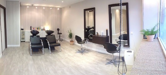 Le Salon De Marvin Coiffure Mixte, Salon de Coiffure à Illats