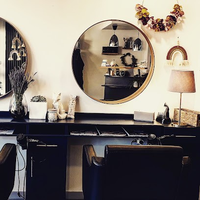 MC Création Coiffure, Salon de Coiffure à Saint-Priest-Taurion