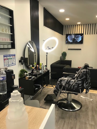 UPTOWN BARBERSHOP, Salon de Coiffure à Roubaix
