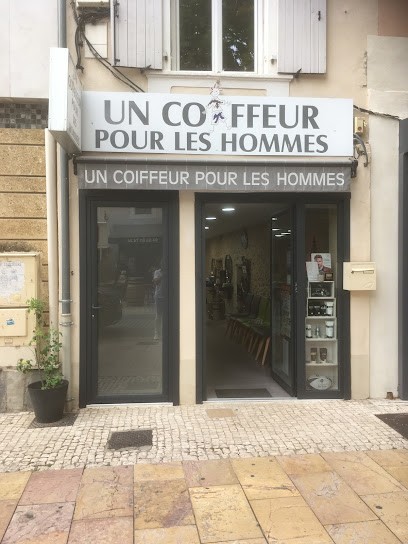 UN COIFFEUR POUR LES HOMMES, Salon de Coiffure à Châteaurenard