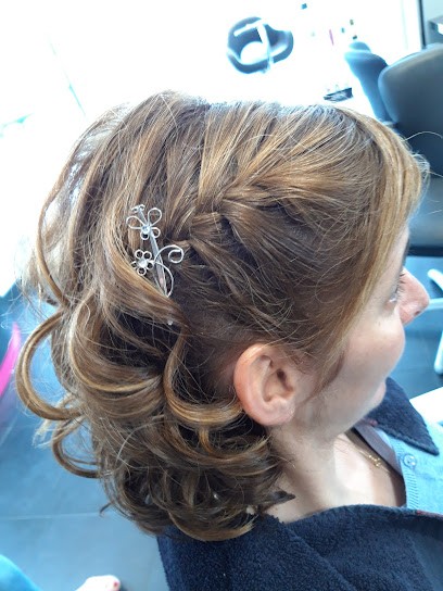 L Atelier D Emilie, Salon de Coiffure à Saint-Mars-la-Brière