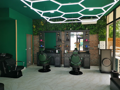 Green Barber Coiffeur à Cergy