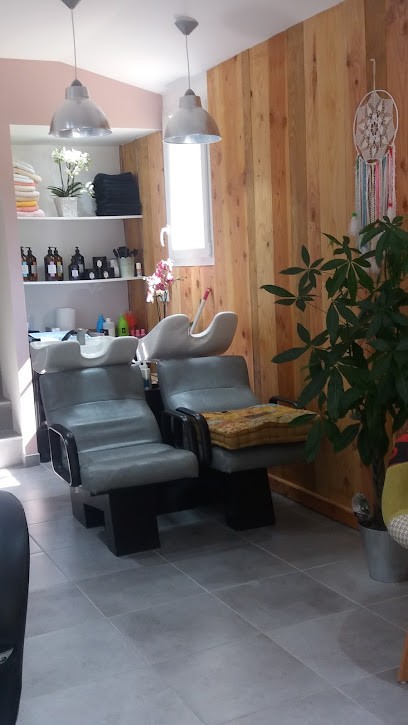 Les Ciseaux De Jess, Salon de Coiffure à Saint-Victor-de-Malcap