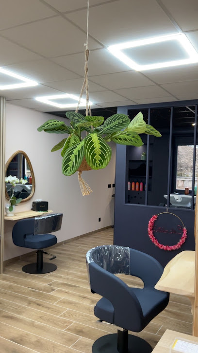 L' Atelier Du 9 Coiffeur à Aix-les-Bains