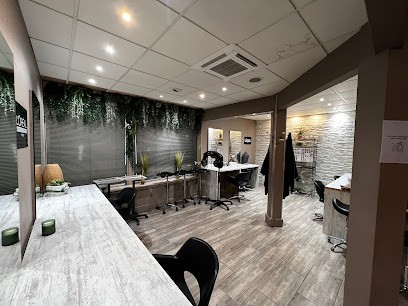 L'Atelier Coiffeurs Et Coloriste, Salon de Coiffure à Vineuil