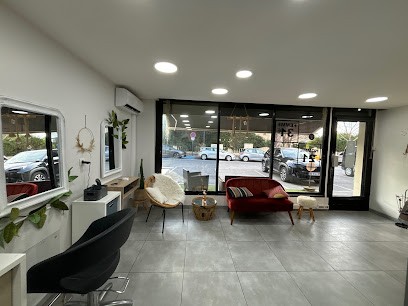 La Suite 140 - Salon De Coiffure, Salon de Coiffure à Six-Fours-les-Plages
