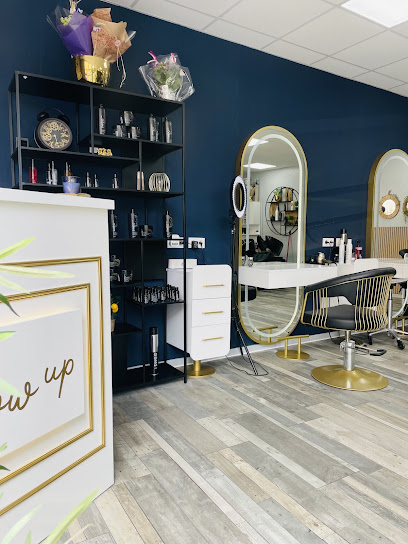 Glow Up Coiffeur à Remiremont